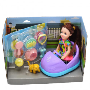 Let your kids travel in style with this fashionable doll and accessory set! Made of durable materials, it's perfect for pretend play and hours of imaginative fun-one.